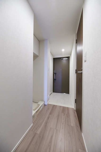 ※写真は同タイプ住戸です。(玄関)