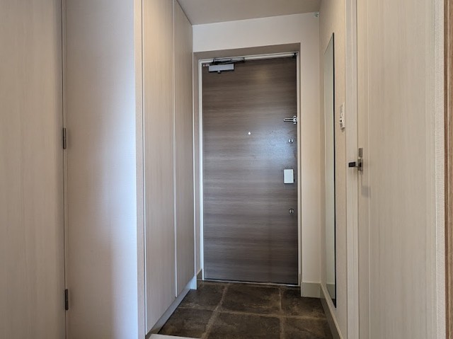 ※同仕様写真含む(玄関)