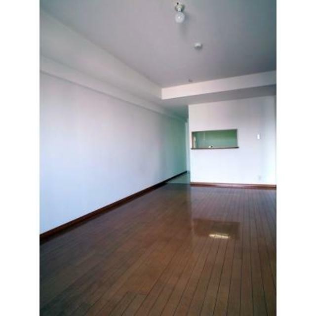 ※写真は同タイプ住戸です。(居間)