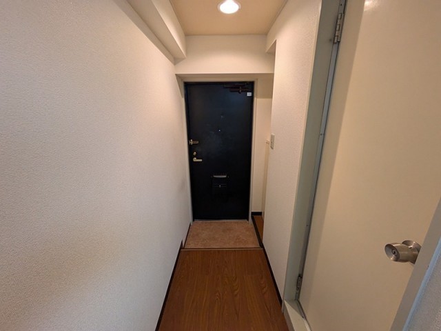 ※同仕様写真含む(玄関)