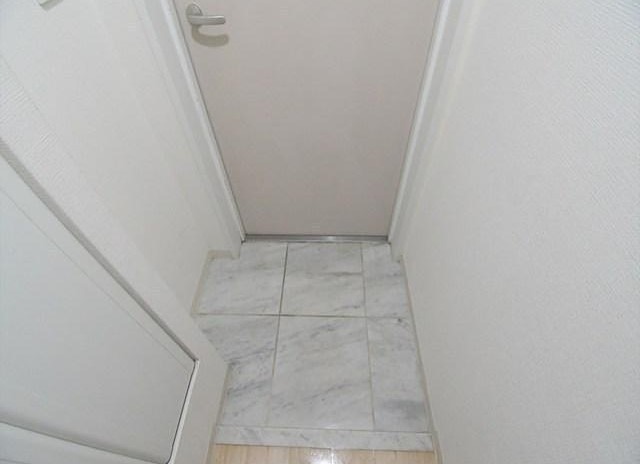 ※同仕様写真含む(玄関)