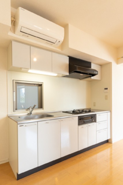 ※写真は同タイプ住戸です。(キッチン)