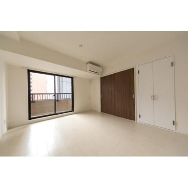 ※写真は同タイプ住戸です。(居間)