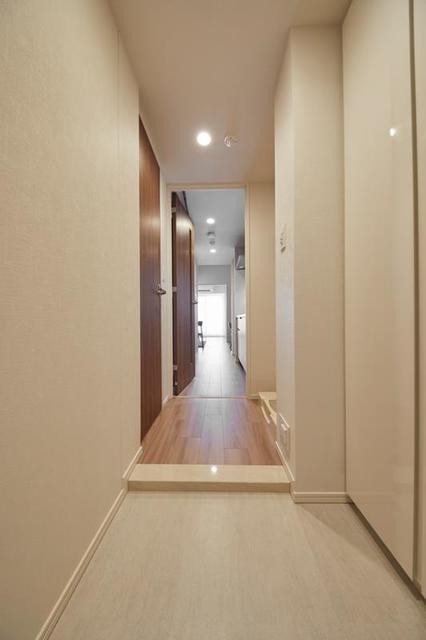 ※写真は同タイプ住戸です。(玄関)