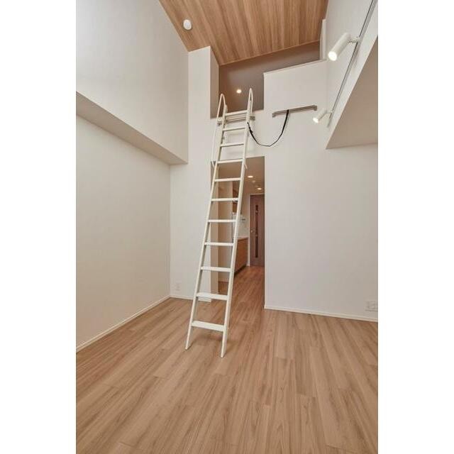 ※写真は同タイプ住戸です。(居間)
