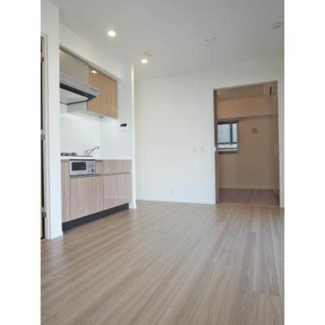 ※写真は同タイプ住戸です。(居間)