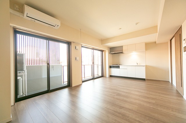 ※写真は同タイプ住戸です。(居間)