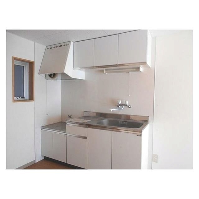 写真は反転になります(キッチン)