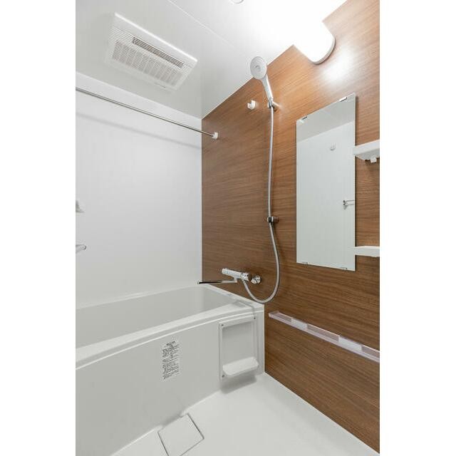 B2タイプ2023年3月撮影 同タイプ408号室の写真です。(風呂)