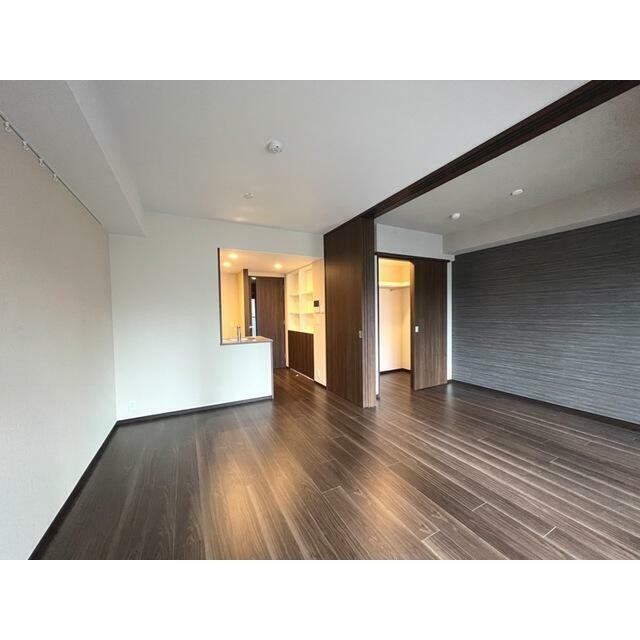 ※写真は同タイプ住戸です。(居間)