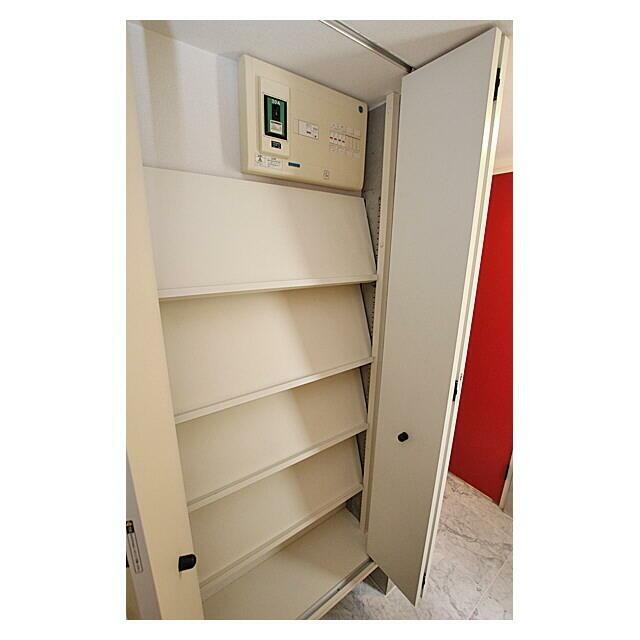 シューズクローゼット(内装)