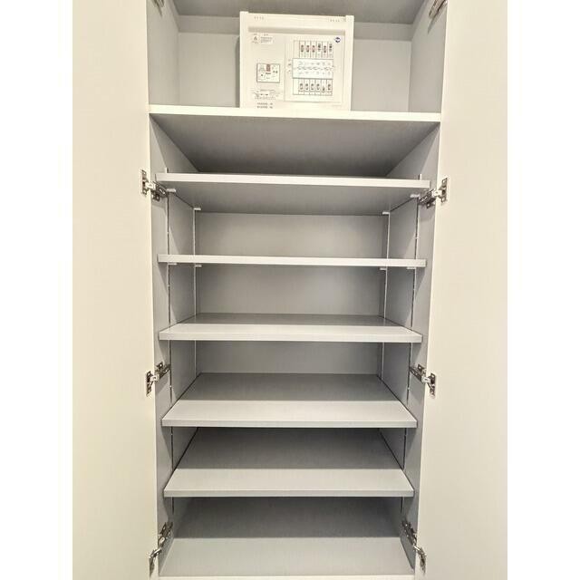 シューズボックス