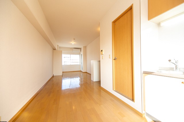 ※写真は同タイプ住戸です。(居間)