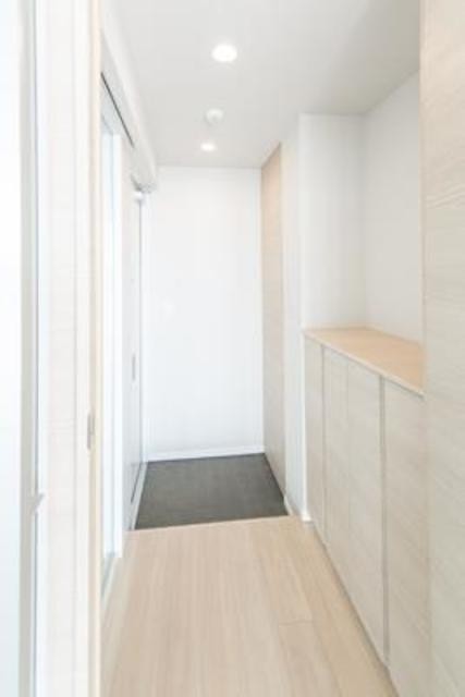 ※写真は同タイプ住戸です。(玄関)