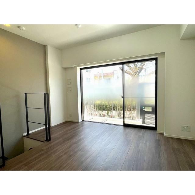 ※写真は同タイプ住戸です。(居間)