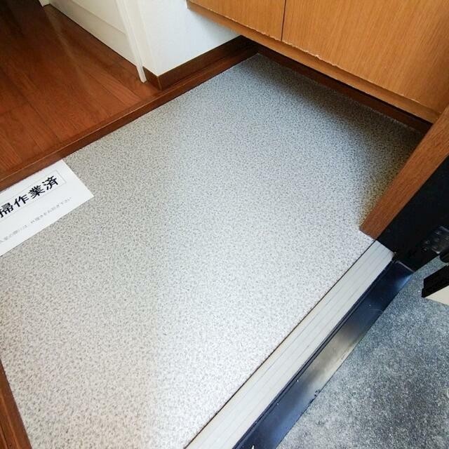 (玄関)