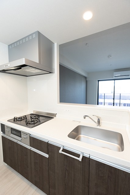 ※写真は同タイプ住戸です。(キッチン)