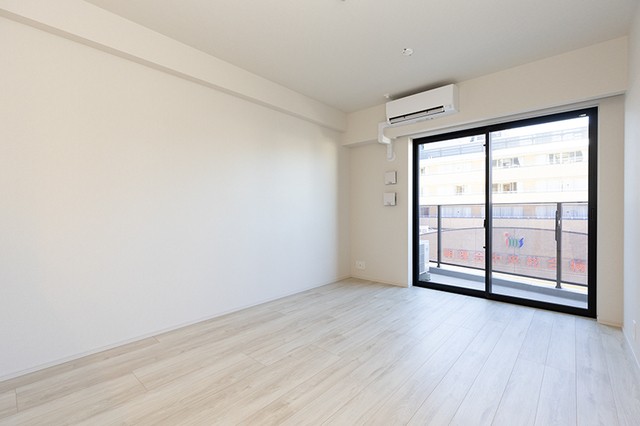 ※写真は同タイプ住戸です。(居間)