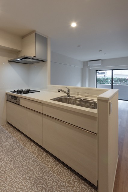 ※写真は同タイプ住戸です。(キッチン)