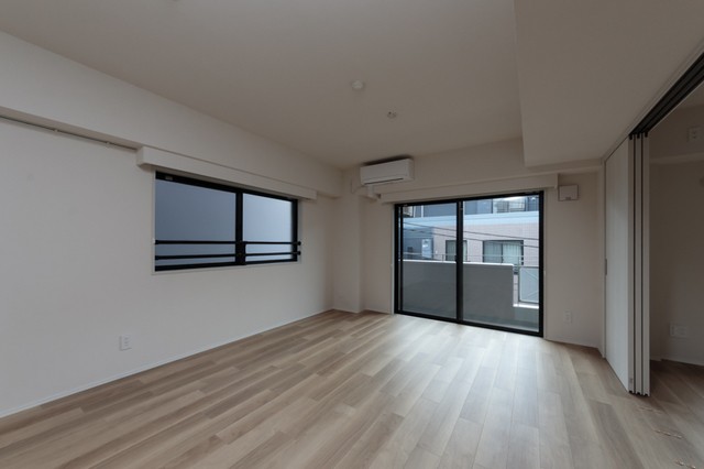 ※写真は同タイプ住戸です。(居間)