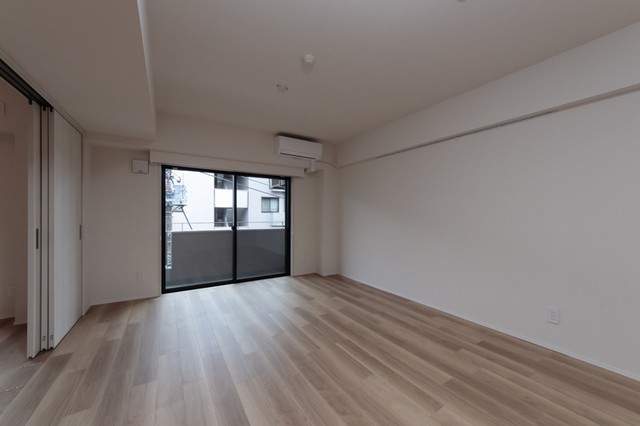 ※写真は同タイプ住戸です。(居間)