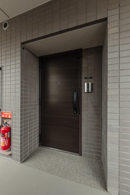 ※写真は同タイプ住戸です。(玄関)