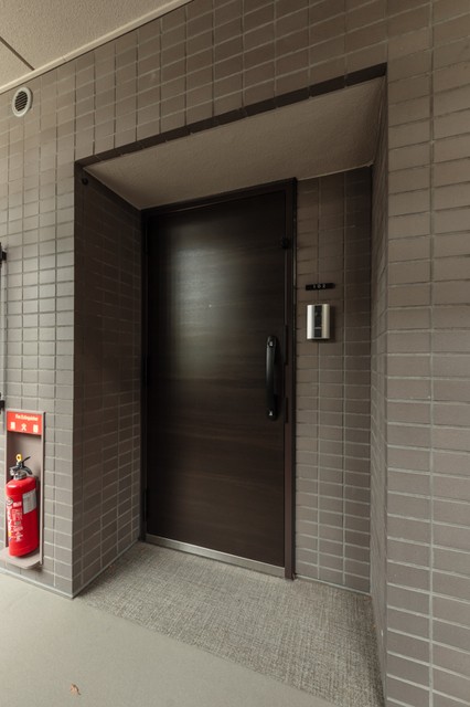 ※写真は同タイプ住戸です。(玄関)