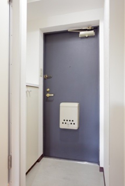 ※写真は同タイプ住戸です。(玄関)