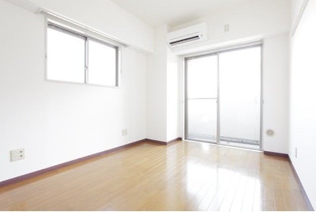 ※写真は同タイプ住戸です。(居間)