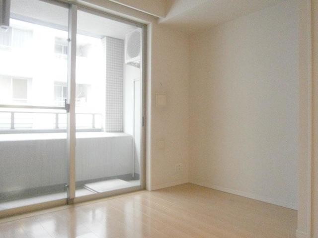 ※写真は同タイプ住戸です。(居間)