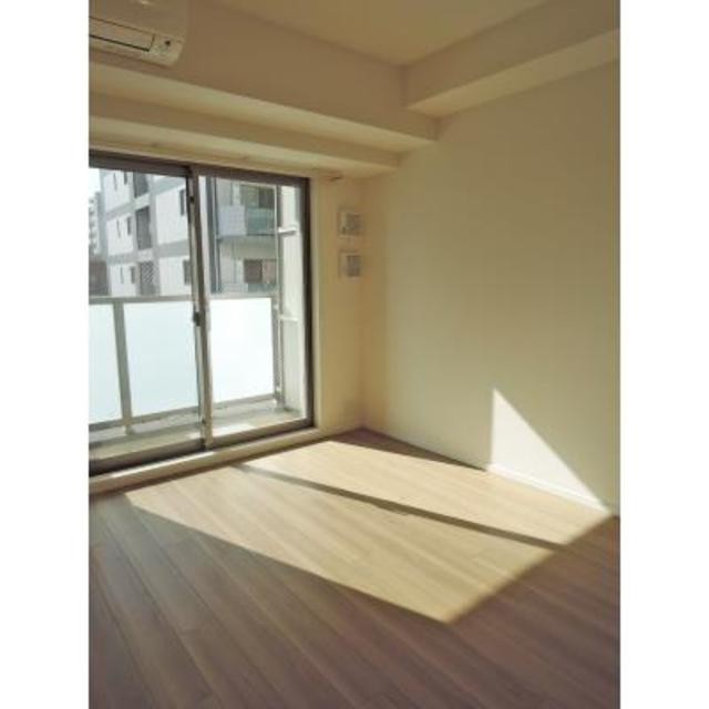 ※写真は同タイプ住戸です。(居間)