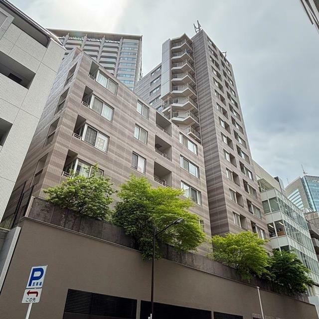 港区赤坂２丁目 【賃貸居住】マンション