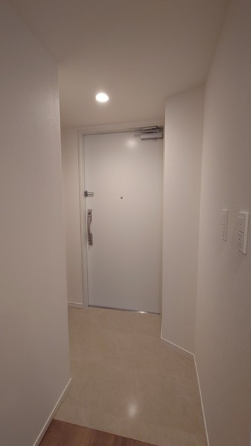 ※写真は同タイプ住戸です。(玄関)