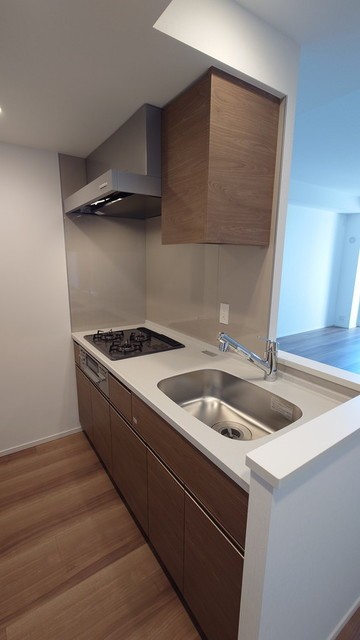 ※写真は同タイプ住戸です。(キッチン)