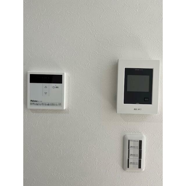 安心のカラーモニター付インターホンです！