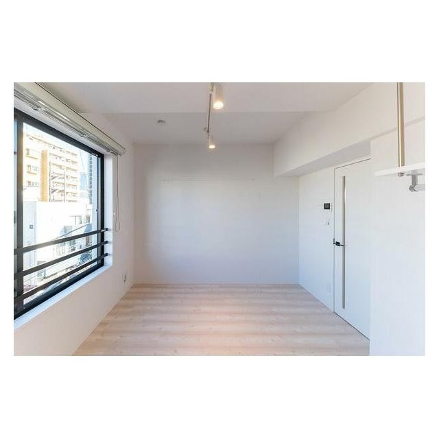 ※他部屋の参考写真です(居間)