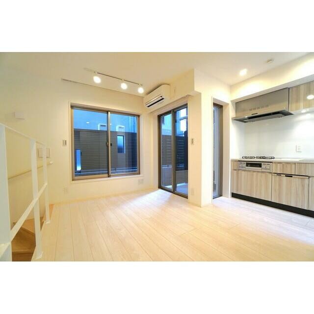 ※写真は同タイプ住戸です。(居間)