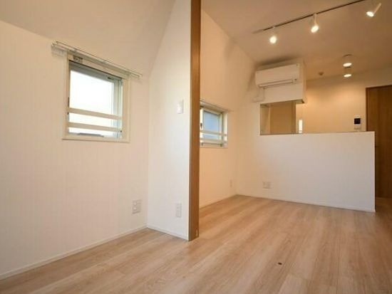 ※同仕様写真含む(居間)