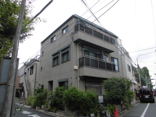 世田谷区野沢２丁目 【賃貸居住】マンション