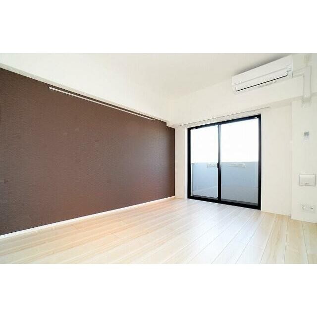 ※カラータイプ異なります。(居間)