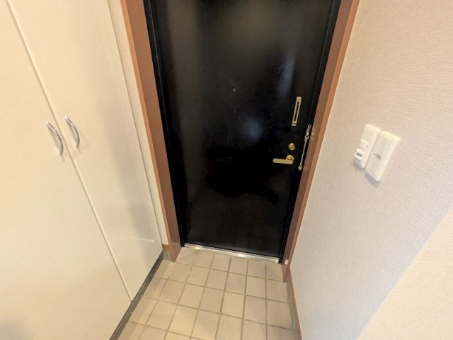 (玄関)