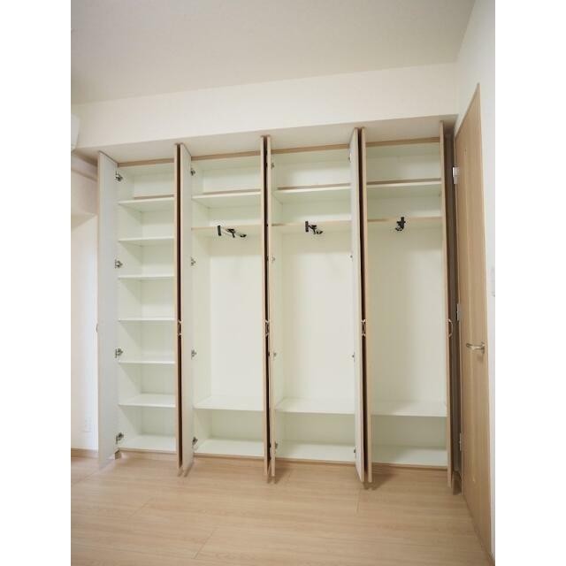 クローゼット(内装)