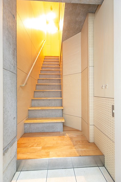 ※写真は同タイプ住戸です。(玄関)