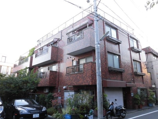 世田谷区下馬２丁目 【賃貸居住】マンション