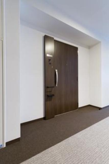 ※写真は同タイプ住戸です。(玄関)