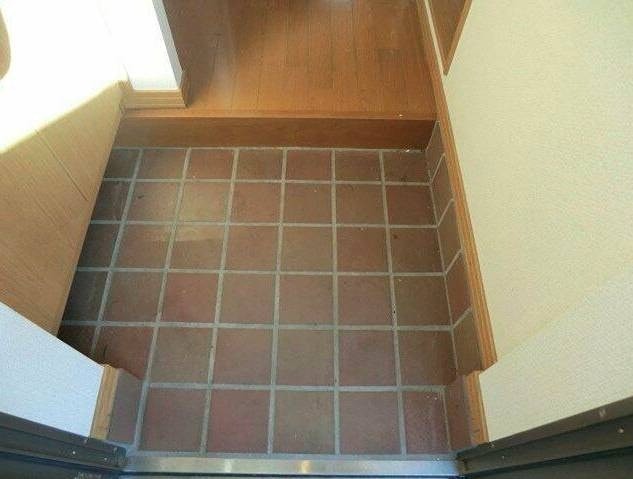 ※同仕様写真含む(玄関)