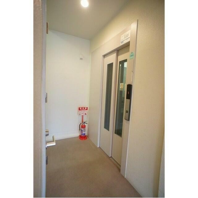 エレベーターホール