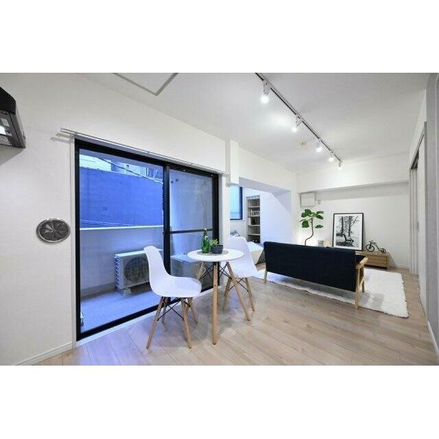 ※室内設置の家具・小物はイメージです。※(居間)