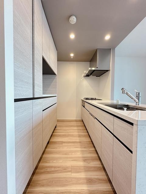 ※写真は同タイプ住戸です。(キッチン)