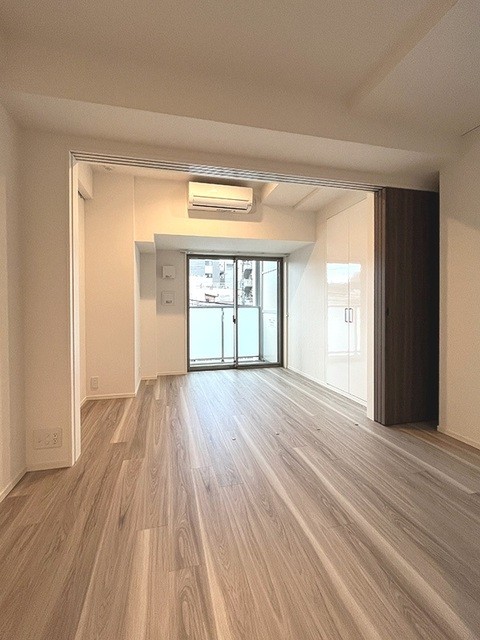 ※写真は同タイプ住戸です。(居間)